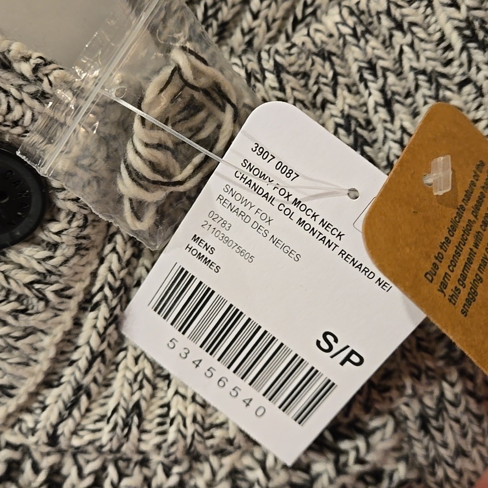 NWT ROOTS Snowy Fox Mock Neck Sweater size S - Picture 9 of 9